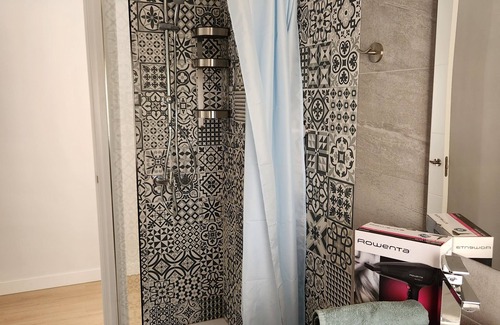 Leon Appartement | Modern Apartment in León- 5 min from Train station