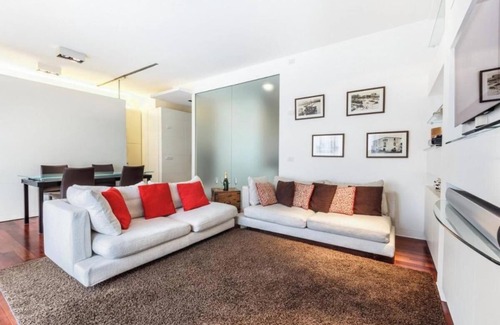 Varesine Appartement | Modern Apartment in Porta Nuova, Milan