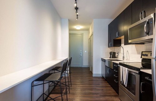 South Lamar Appartement | Modern Apartment in Prime Location (ID5077X2)