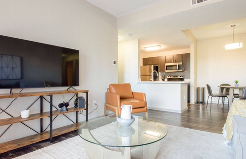 Denver Appartement | Modern Apartment in Prime Location (ID3287X15)