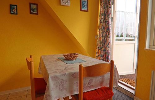 Wittenbeck Appartement | Modern Apartment in Wittenbeck with Terrace, Fenced Garden