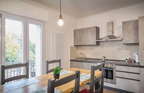 Bastia Umbra Appartement | Modern apartment with terrace, quiet area between Assisi and Bastia Umbra