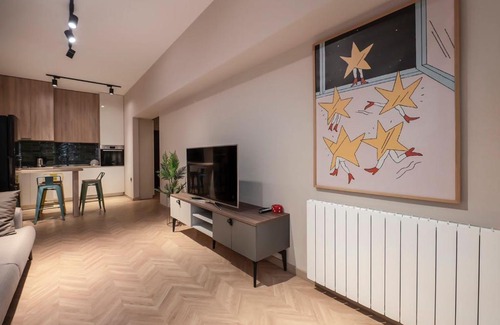 Saburtalo Appartement | Modern Apartment near Central Park