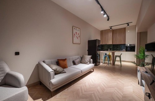 Saburtalo Appartement | Modern Apartment near Central Park