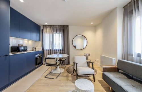 Puerta del Angel Appartement | Modern apartment near the Royal Palace 08