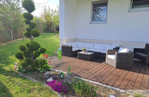 Bad Abbach Appartement | Modern apartment with garden and terrace (65sqm)