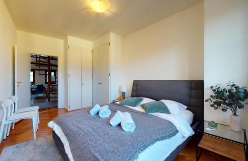 Bourg-de-Four Appartement | Modern apartment with a view of the Jet d'Eau