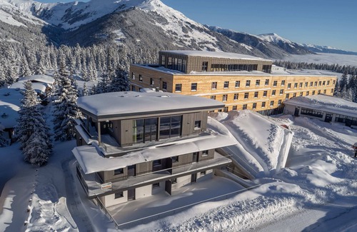 Hochkrimml Appartement | Modern apartment with mountain view, sauna, and proximity to the lift in the Zil