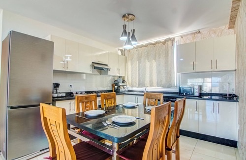 Tamraght Appartement | Modern Apartment with Pool: Adan Beach Aourir