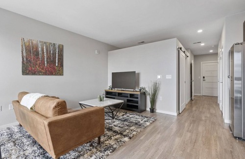 Baker Appartement | Modern Apt Near Denver Health