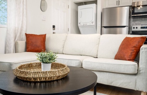 Downtown Columbus Appartement | Modern Apt | Parking | Near German Village + Dtwn