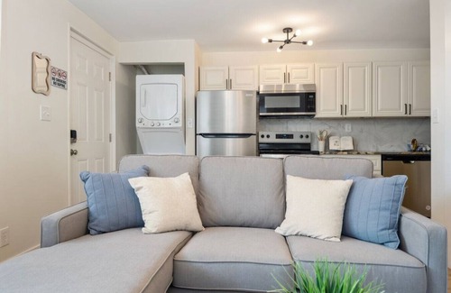 Downtown Columbus Appartement | Modern Apt | Parking | Near German Village + Dtwn