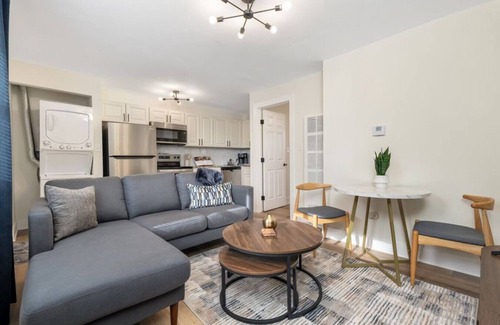 Downtown Columbus Appartement | Modern Apt | Parking | Near German Village + Dtwn