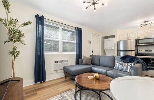 Downtown Columbus Appartement | Modern Apt | Parking | Near German Village + Dtwn