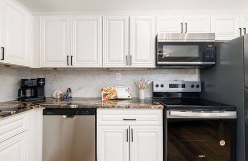 Downtown Columbus Appartement | Modern Apt | Parking | Near German Village + Dtwn