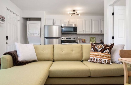 Downtown Columbus Appartement | Modern Apt | Parking | Near German Village + Dtwn