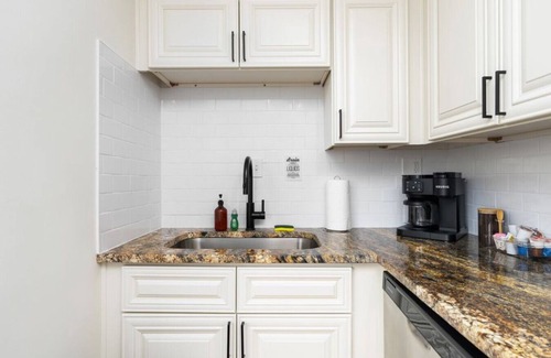 Downtown Columbus Appartement | Modern Apt | Parking | Near German Village + Dtwn