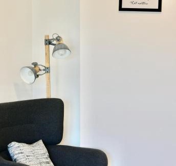 Ottakring Appartement | Modern Attic Flat with 2 Bedrooms