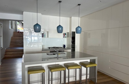 Sydney Maison | Modern balmain waterfront house with pool close to shops and restaurants