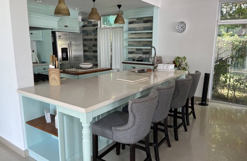 Cerro Plano Maison | Modern Beach House-Aslan's Country