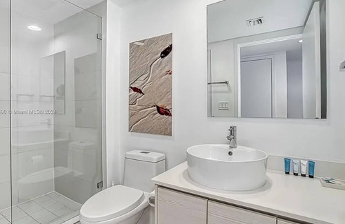 Hallandale Beach Appartement | Modern Beachwalk Studio