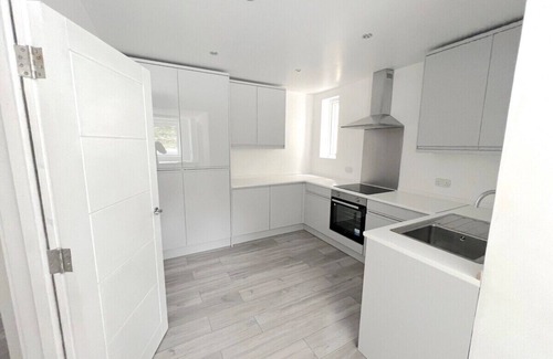 Coulsdon West Maison | Modern Beautiful 5bed -Sleeps 11
