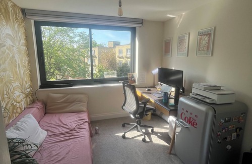 St. George's Appartement | Modern & Bright | 2 Bed | Pvt Balcony | Islington