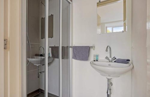Oude Westen Appartement | Modern & Bright Apartment in Central Rotterdam
