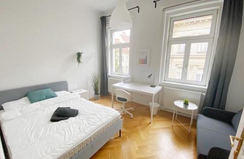 Wahring Appartement | Modern, Bright, Spacious 3-Room-Apartment in a Nice Area of Vienna