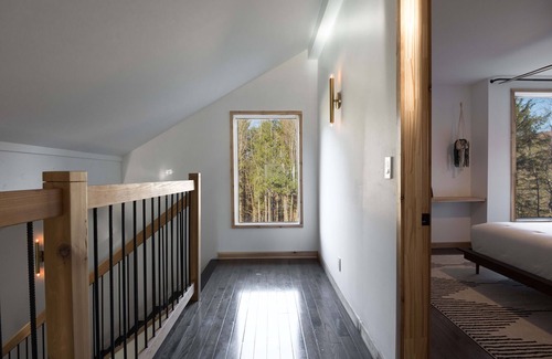 Delancey Cabine | Modern Cabin in the Catskills Pet Friendly!