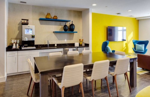 Cambridgeport Appartement | Modern Cambridgeport 1BR w/ W/D, near MIT, by Blueground