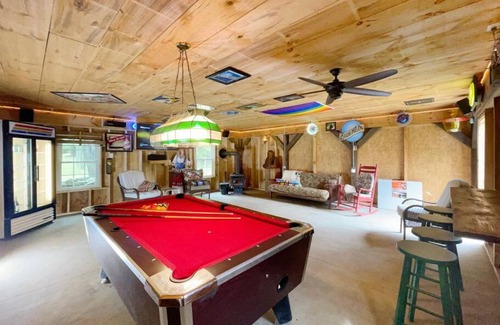 Kerhonkson Maison | Modern Catskills Oasis w Pool and Bar Hall