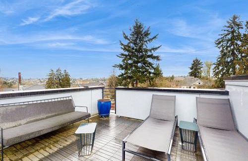 Judkins Park Maison | Modern Central District Townhome