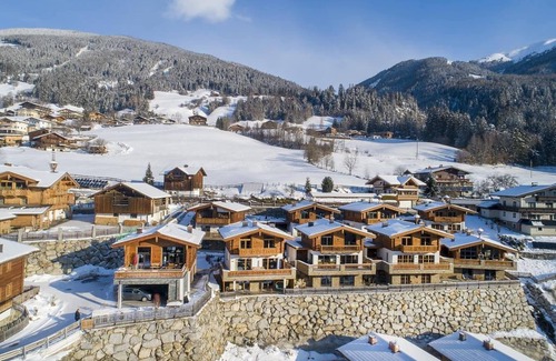Schonbach Chalet De Ski | Modern Chalet near Zillertal Arena