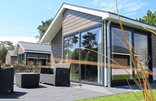 Linden Chalet De Ski | Chalet moderne avec lave-vaisselle, proche d'une réserve naturelle
