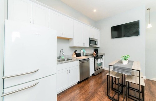Allegheny-West Appartement | Modern Chic Suite - Amazing Location - GroupStay