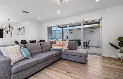 Cooks Hill Appartement | Modern City Living in the Heart of Cooks Hill