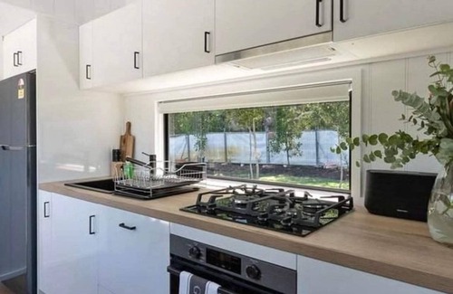 Tallebudgera Valley Cabine | Modern comfy tiny home in prime location neat beaches and waterfalls