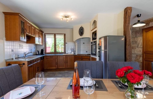 Villers-les-Luxeuil Cottage | Modern comfort in Southern Vosges with pool and jacuzzi