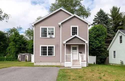 Westbrook Maison | Modern Comfort: Game Room & Access to Portland