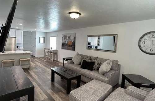 Duchesne Maison | Modern Comfort Near the Uinta Mountains – 3BR Family Retreat in Duchesne, UT
