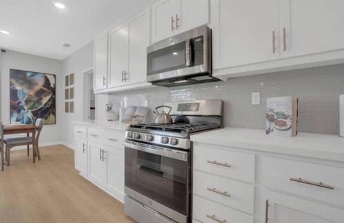 Lathrop Maison | Modern Comfort: Stanford Crossing Edition