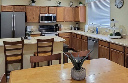 San Tan Valley Maison | Modern & comfortable 1-story with private heated pool in Johnson Ranch