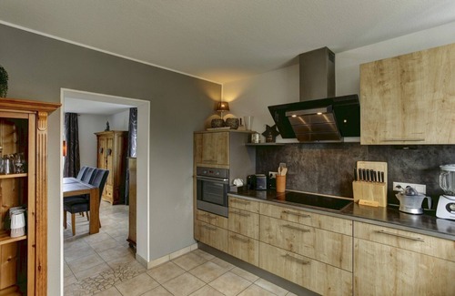 Glindfeld Maison | Modern, comfortable vacation home with large garden and veranda, between Winterberg and Willingen