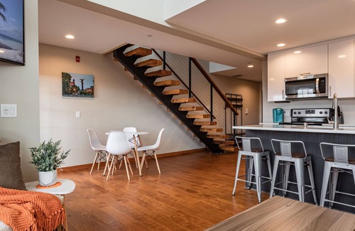 Historic Downtown La Crosse Copropriété | Luxury loft condo downtown La Crosse!