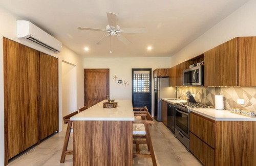 P Chahue Copropriété | Condo moderne avec terrasse privée et piscine