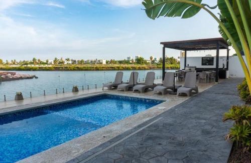 Marina Mazatlan Appartement | Modern Condo with Pool in Marina Mazatlan