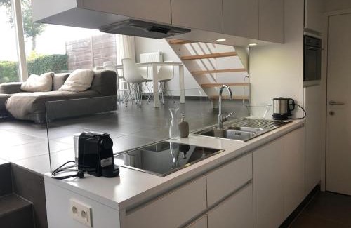 Koksijde Maison | Modern & Cosy Holiday Cottage with Patio & Fenced Garden near Dunes & Beach