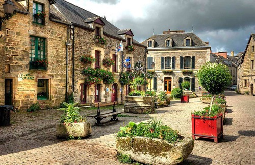 Rochefort-en-Terre Cottage | Gîte moderne avec une belle terrasse au bord d'un lac