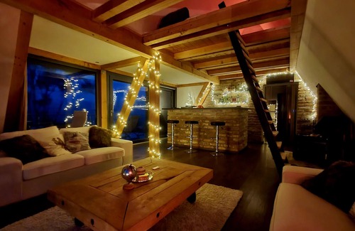 Pecs Cottage | Modern cottage with amazing views and a jacuzzi